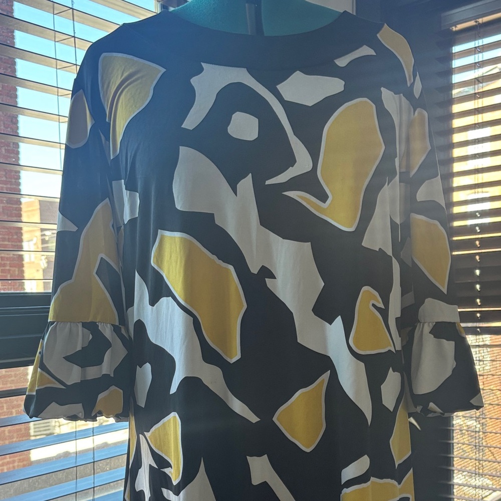 Ashley Stewart Black and Yellow Abstract Mini Dress - Picture 2 of 3